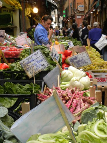 man_foodmarket