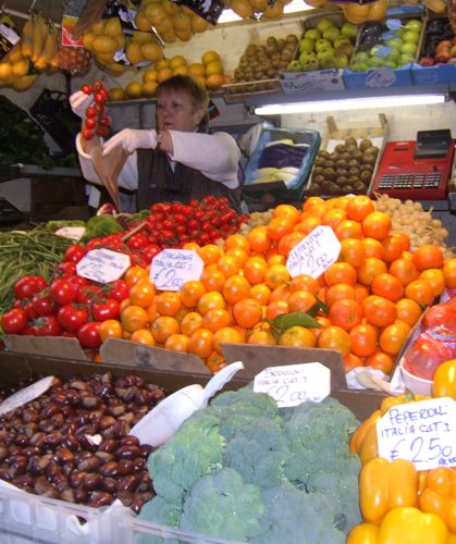 Cooking classes Rome - Testaccio market vegetables