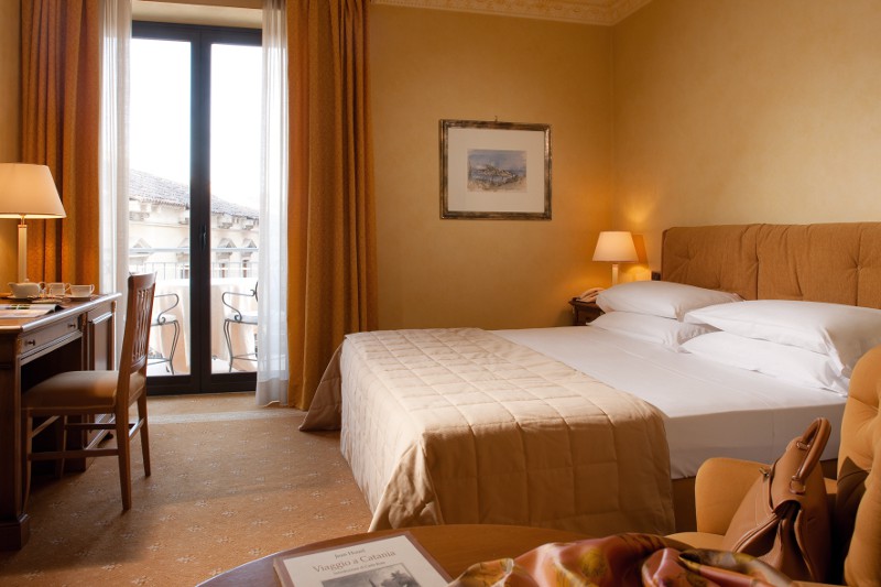 4-stars-catania-05